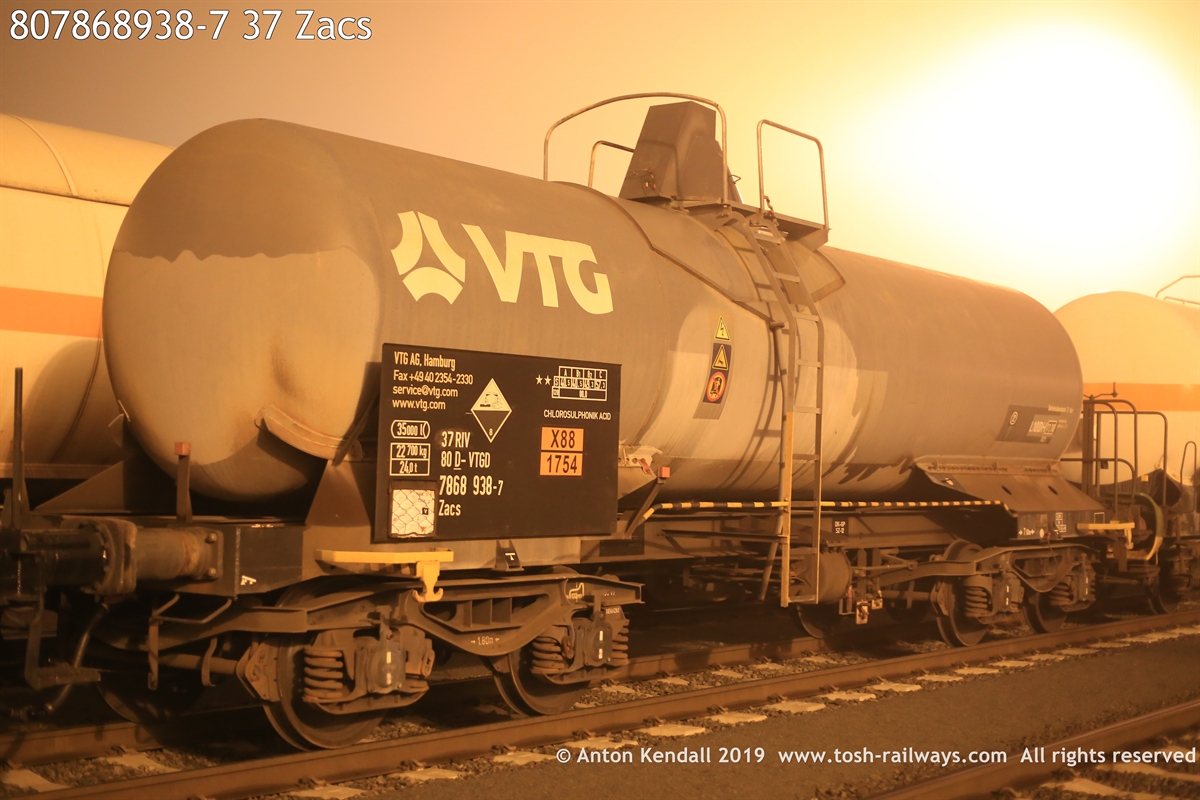 807868938-7_37 Zacs.JPG